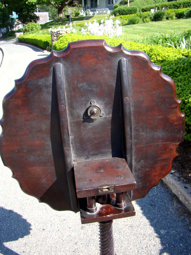 A George III period Mahogany Tilt-Top Tripod Table with Piecrust top and birdcage support circa 1760 — image 2